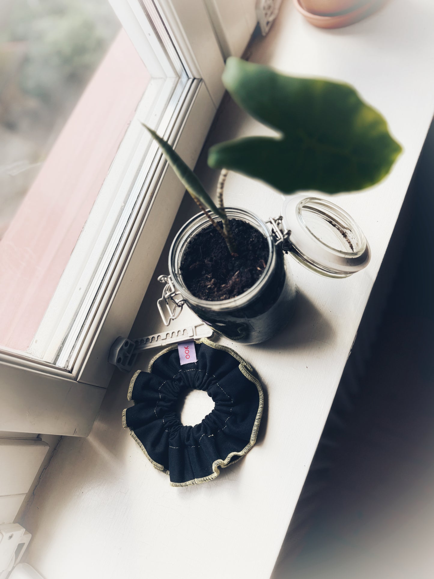 The Loop Back – The Scrunchie That Lived a Little